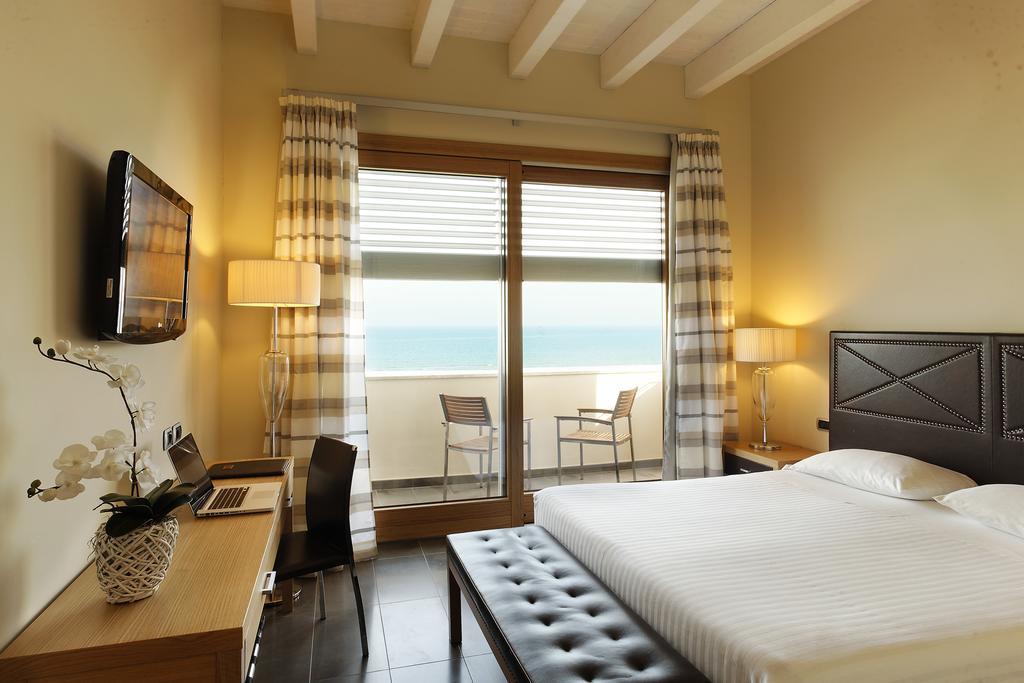 Hotel Cristallo Giulianova Esterno foto