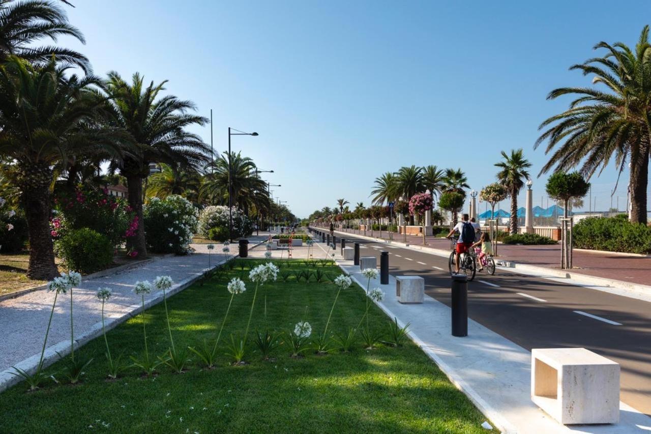 Hotel Cristallo Giulianova Esterno foto