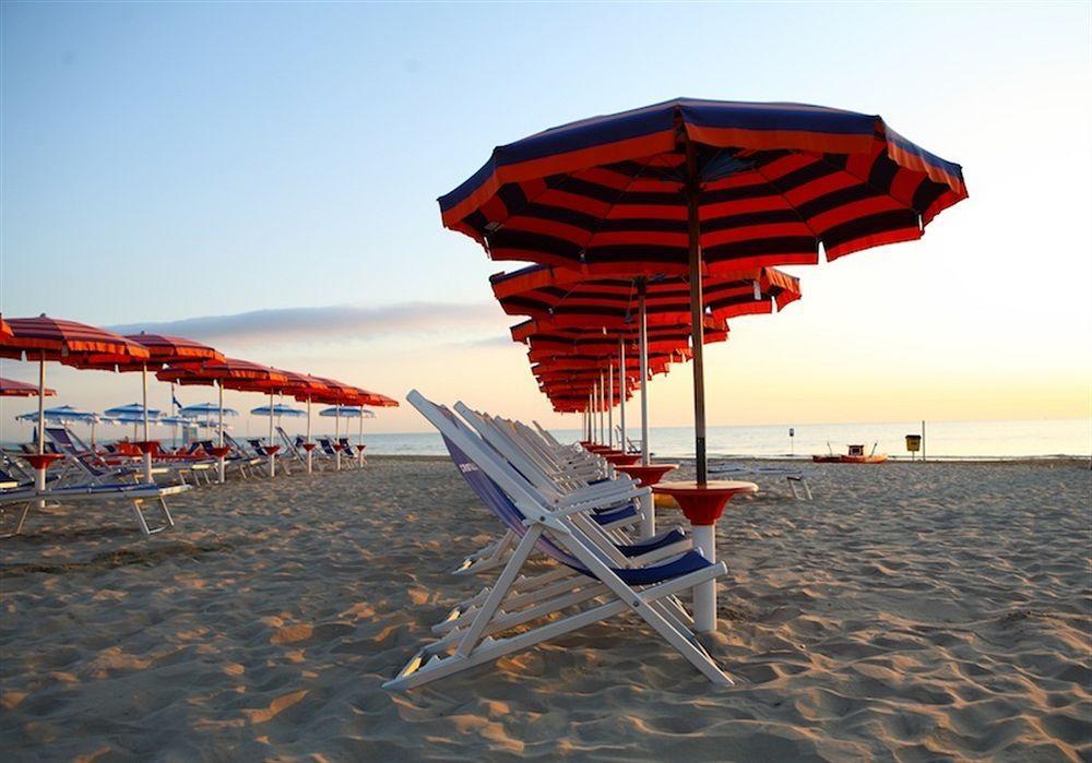 Hotel Cristallo Giulianova Esterno foto